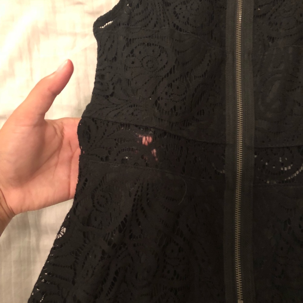 Dress - Picture 6 of 6